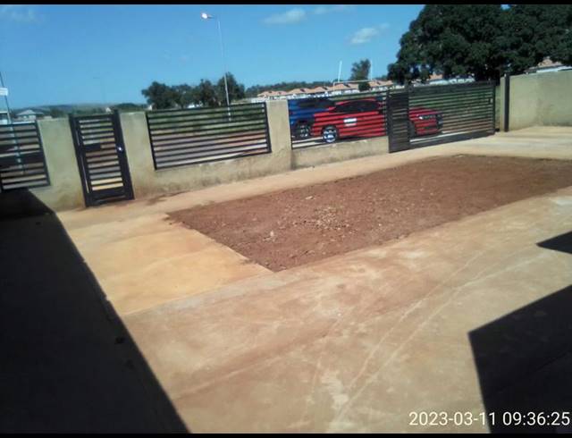 2 BEDROOM HOUSE FOR SALE IN THE ORCHARDS